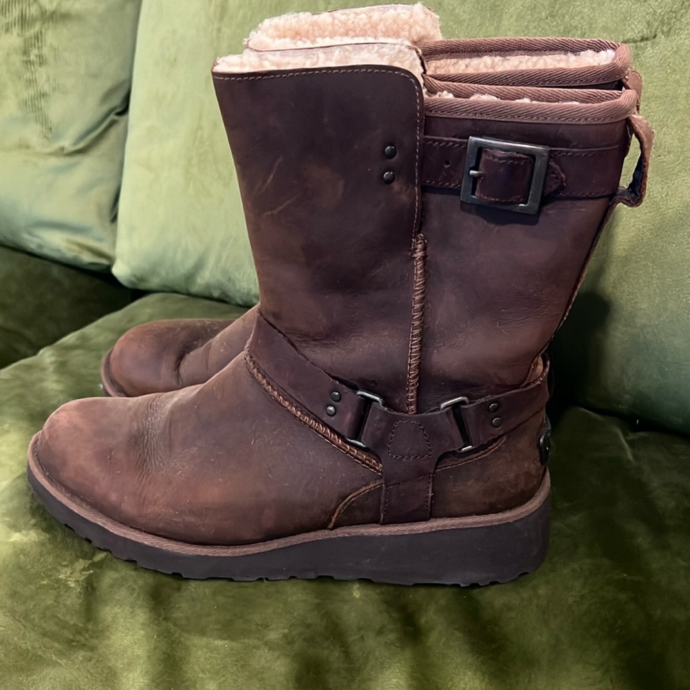 Ugg Maddox boots